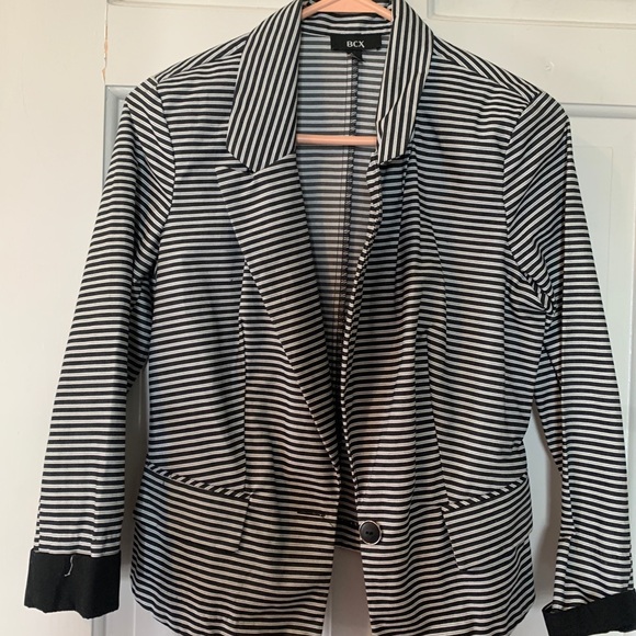 Blazer - Picture 1 of 1